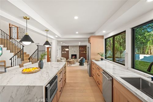 4016 Old Topanga Canyon Rd, Calabasas, CA, 91302-1857 | Card Image
