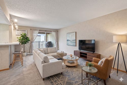 205-10720 Rockford Rd, Plymouth, MN, 55442-2868 | Card Image