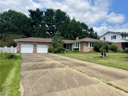 5721 Wiclif St Ne, Canton, OH, 44721-3752 | Card Image