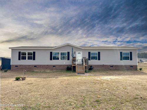 110 Oak Dr, Warsaw, NC, 28398-5401 | Card Image
