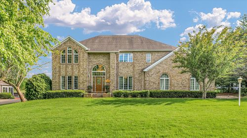 614 W Coolidge Ave, Charleston, IL, 61920-3813 | Card Image