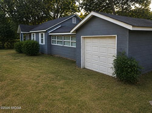 2106 Melton Ave, Macon, GA, 31217-4420 | Card Image