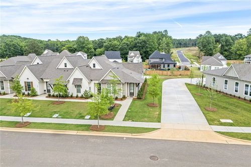 151 Summer St, OPELIKA, AL, 36804-4890 | Card Image