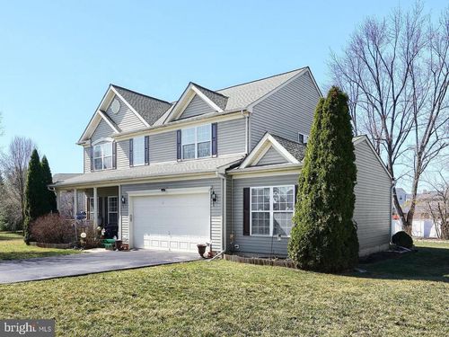 1131 Pine Ct, YORK, PA, 17408 | Card Image