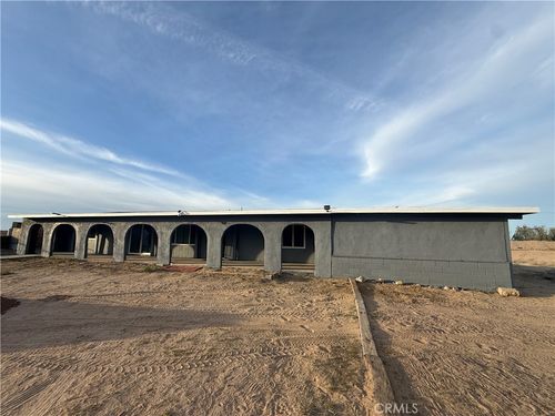 32883 Newberry Rd, Newberry Springs, CA, 92365-9757 | Card Image