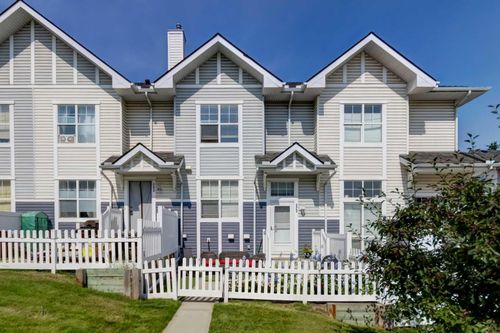 3240 New Brighton Gdns Se, Calgary, AB, T2Z0A3 | Card Image