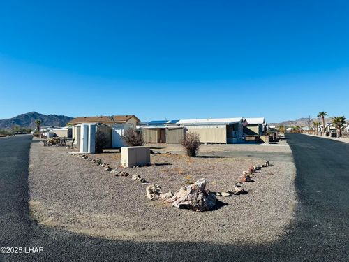 770 W Mountain View Ln, Quartzsite, AZ, 85346-0659 | Card Image