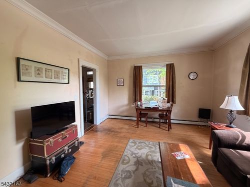 2-2 Prospect Ave, Montclair, NJ, 07042-1925 | Card Image