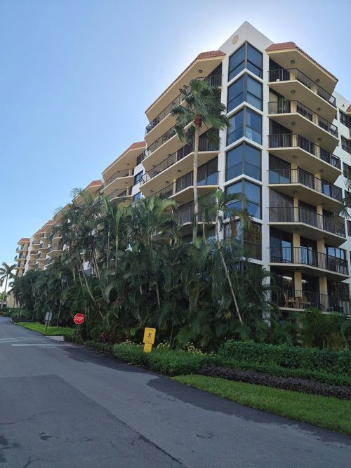 3030-859 Jeffery St, Boca Raton, FL, 33487-4192 | Card Image