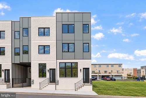 2423 Hartranft St, PHILADELPHIA, PA, 19145-5315 | Card Image