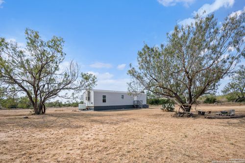 545 County Road 741, Yancey, TX, 78886-2202 | Card Image