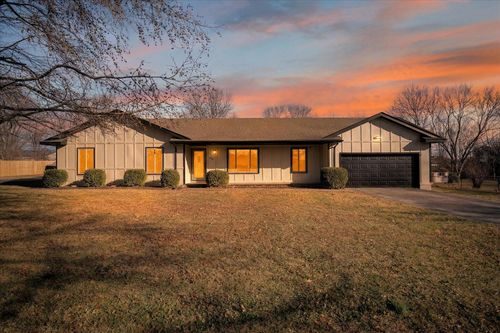 1800 S 14th Ave, Ozark, MO, 65721-8825 | Card Image