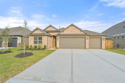 1541 Apache Heights Drive, Dayton, TX, 77535 | Card Image
