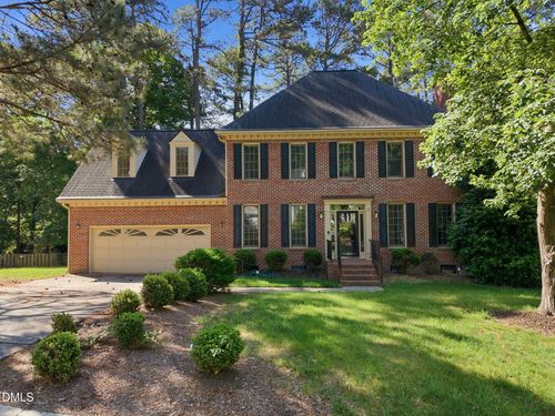 305 Parkknoll Ln, Cary, NC, 27519-6617 | Card Image