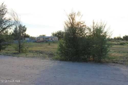 25040 N Cedar Dr, Paulden, AZ, 86334 | Card Image
