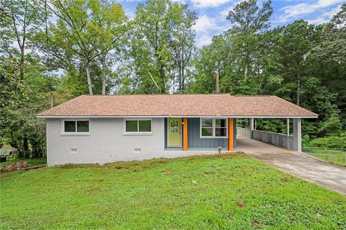 844 San Miguel Dr, Stone Mountain, GA, 30083-3832 | Card Image
