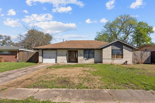 623 Spell St, Houston, TX, 77022-2531 | Card Image