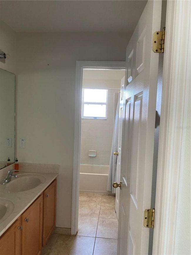 422 Lakeview Rd, House other with 4 bedrooms, 3 bathrooms and null parking in KISSIMMEE FL | Image 9