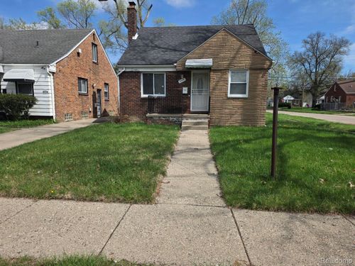 19400 Saint Marys St, Detroit, MI, 48235-2325 | Card Image