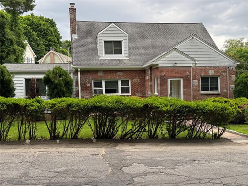 80 Roberts Lane, Yonkers, NY, 10701 | Card Image