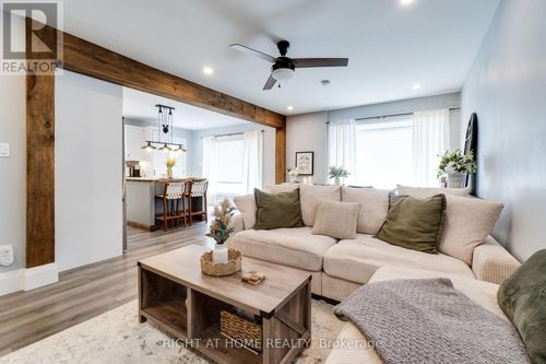 54 Blue Jay Blvd, Pefferlaw, ON, L0E1N0 | Card Image