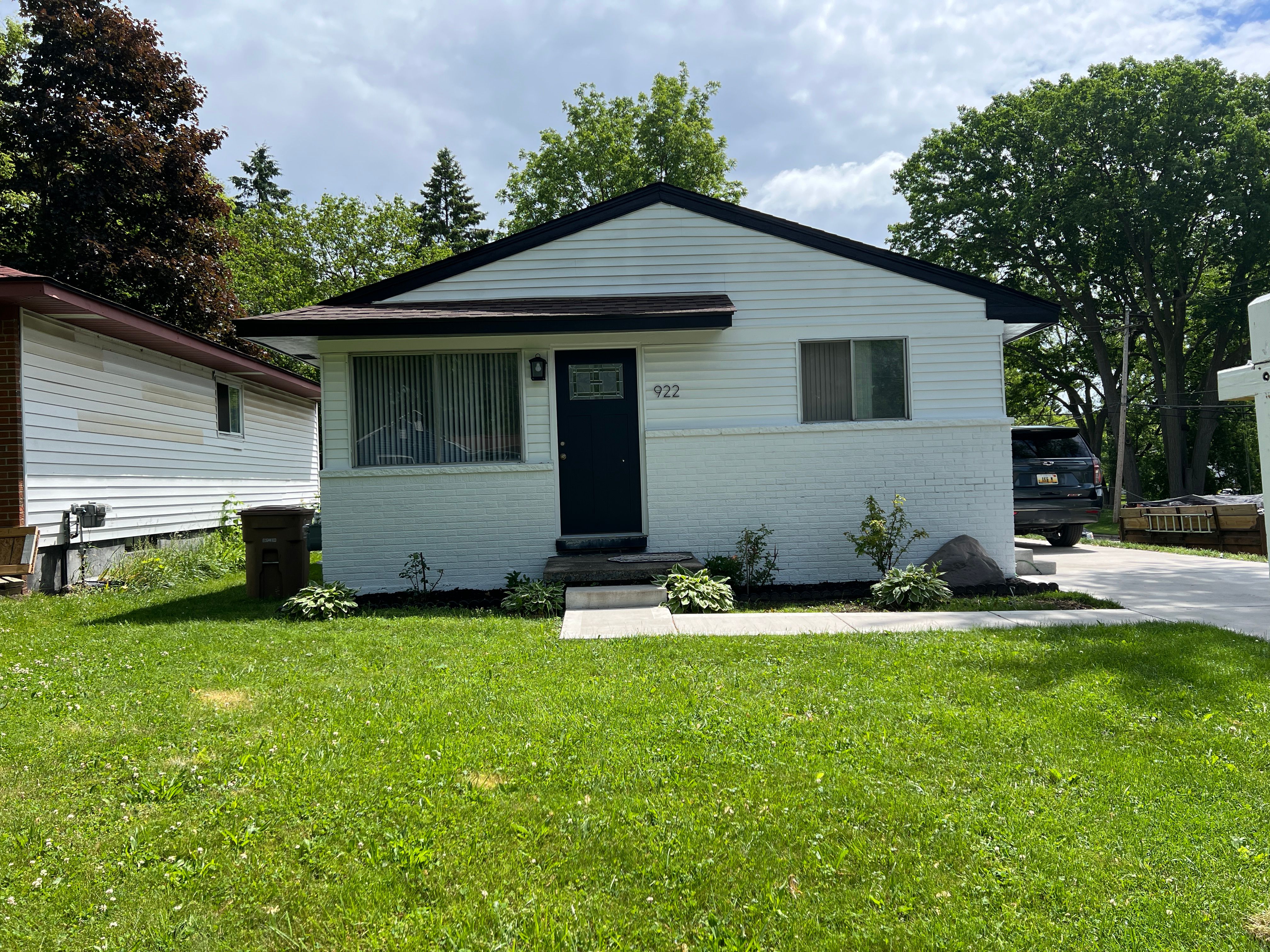Stanley Ave, Pontiac, MI 48340