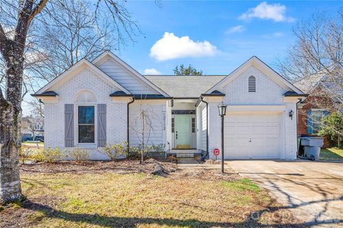 12112 Kempshott Ct, Charlotte, NC, 28273-8011 | Card Image