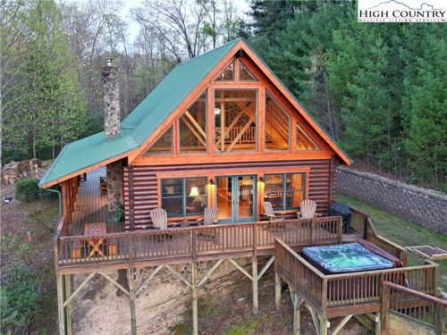 305 Fox Cove Road, Ferguson, NC, 28624 | Card Image