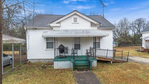 550 Leaman Ave, Whitmire, SC, 29178-1911 | Card Image