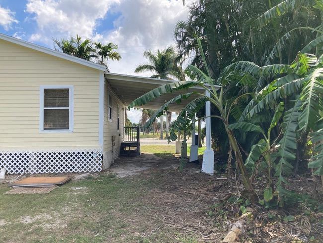 1 - 179 S Barfield Hwy, House other with 3 bedrooms, 2 bathrooms and null parking in Pahokee FL | Image 4