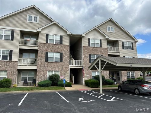333 Bramblett Hls, O Fallon, MO, 63366-3113 | Card Image