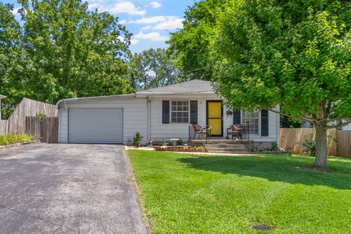 2626 Kenwood Dr, Hopkinsville, KY, 42240-3718 | Card Image