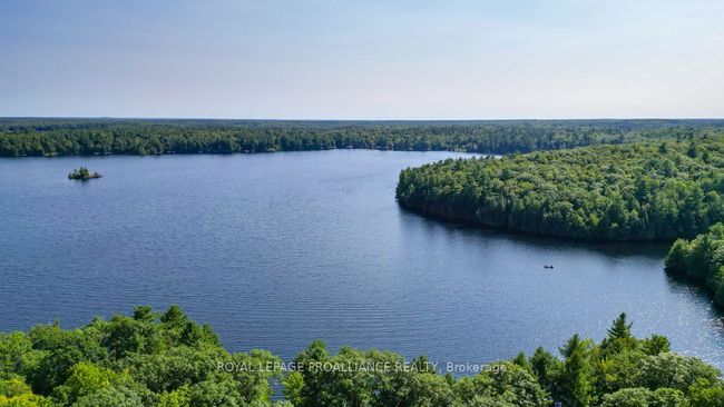 1091 Lindey Lane, House other with 3 bedrooms, 1 bathrooms and 8 parking in North Frontenac ON | Image 49