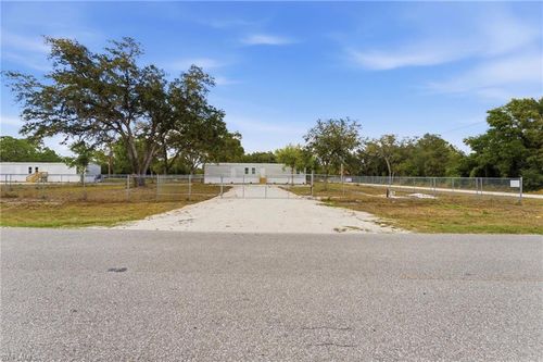 169 Avenida Del Sur, Clewiston, FL, 33440-8635 | Card Image
