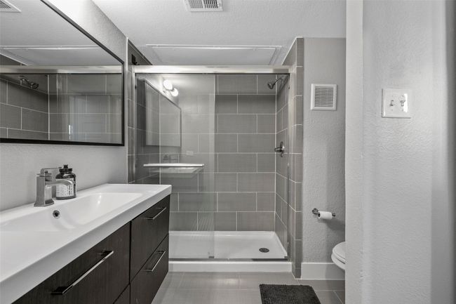APT-5F - 4777 Cedar Springs Rd, Condo with 1 bedrooms, 2 bathrooms and null parking in Dallas TX | Image 17
