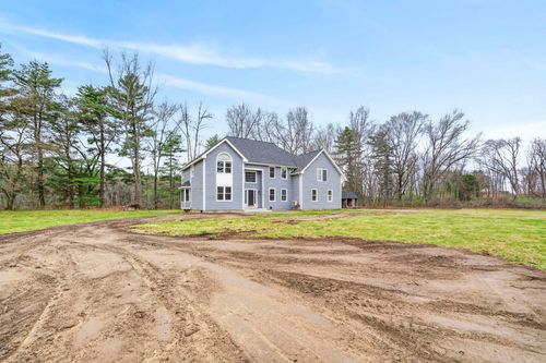 12 Leclair Dr, Hudson, NH, 03051-3283 | Card Image