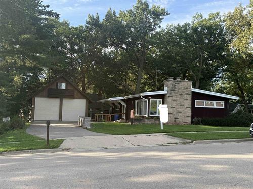 6515 Mendota Avenue, MIDDLETON, WI, 53562 | Card Image
