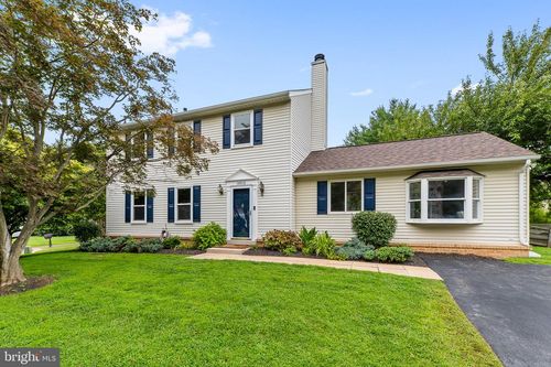 19512 Ridge Heights Dr, GAITHERSBURG, MD, 20879-1656 | Card Image