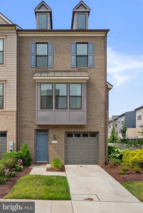 10313 Vista Meadow Way, LANHAM, MD, 20706-2894 | Card Image