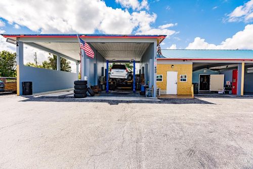 400 Nw Avenue L, Belle Glade, FL, 33430-1802 | Card Image