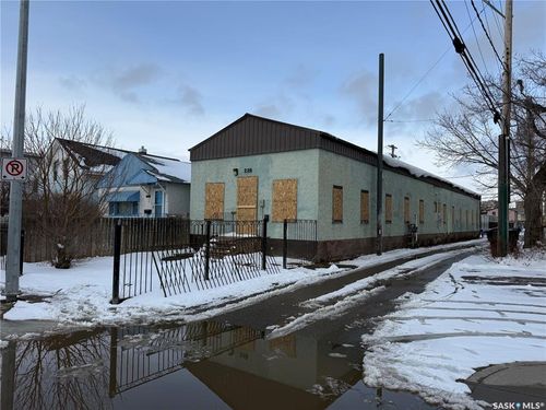 226 Av D S, Saskatoon, SK, S7M1P9 | Card Image
