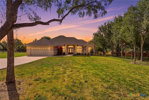 123 Tomahawk Trail, Seguin, TX, 78155 | Card Image