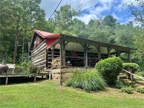 325 N Fork Rd, New Matamoras, OH, 45767-6063 | Card Image