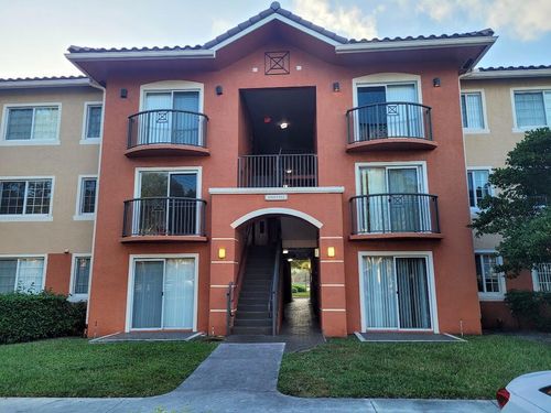 1505-4151 N Haverhill Rd, West Palm Beach, FL, 33417-8121 | Card Image