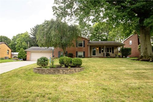 1416 Dunkeith Drive Nw, Canton, OH, 44708 | Card Image