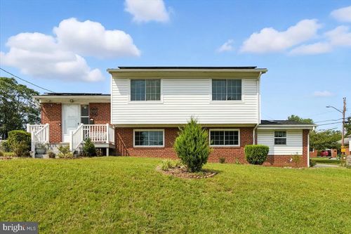 1304 Ray Rd, HYATTSVILLE, MD, 20782-1519 | Card Image