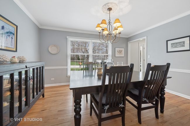 360 S Valley Rd, House other with 4 bedrooms, 3 bathrooms and 2 parking in Barrington IL | Image 5