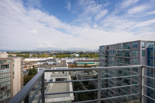 1801 - 8288 Lansdowne Road, Condo with 2 bedrooms, 2 bathrooms and 2 parking in Richmond BC | Image 17
