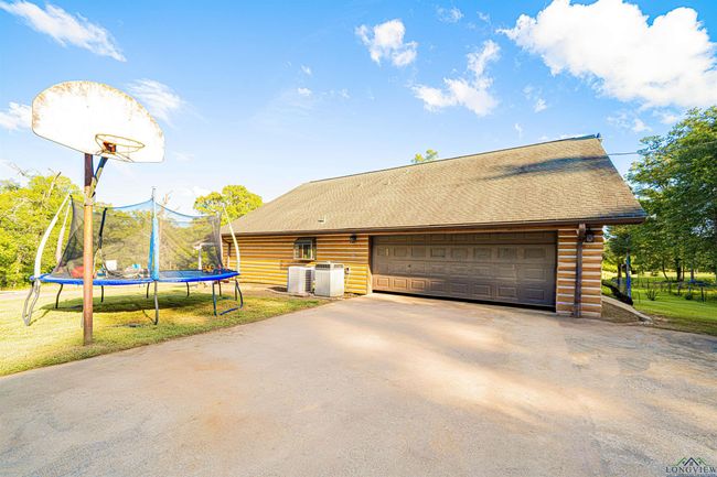 741 E Wilkins Rd, House other with 3 bedrooms, 2 bathrooms and null parking in Gladewater TX | Image 23