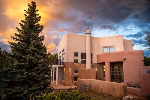 18 Cascabel, Ranchos De Taos, NM, 87557-8847 | Card Image